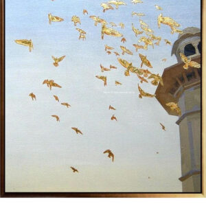 Arany madarak szállnak a torony mellett